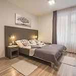 Center Ivona * זאדאר