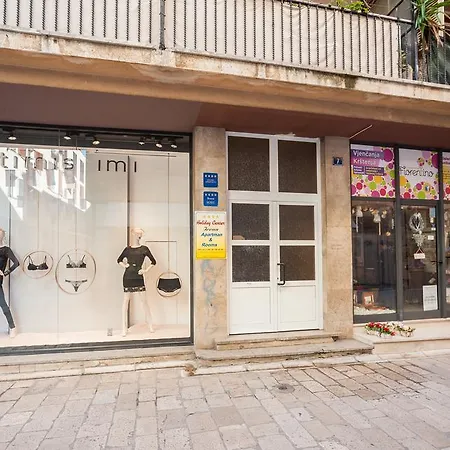 شقة Center Ivona *