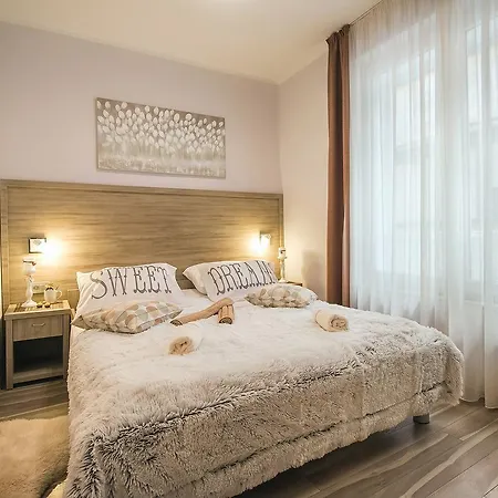 Center Ivona Задар