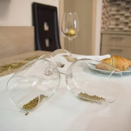 Center Ivona Апартаменты Задар