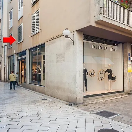 Center Ivona * Zadar