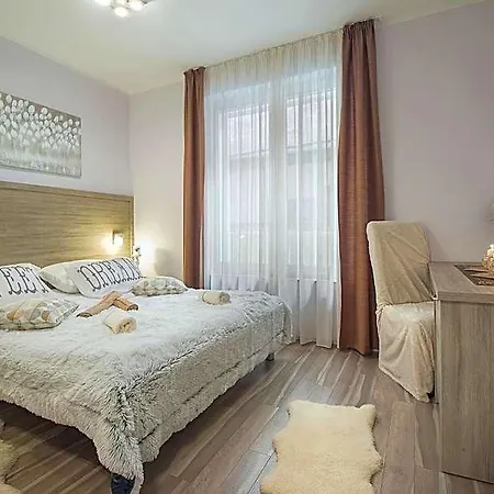 Apartman Holiday Center Ivona Zadar