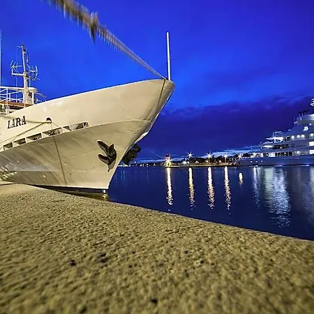 Apartman Holiday Center Ivona Zadar