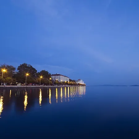 Apartment Holiday Center Ivona Zadar