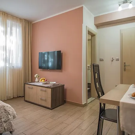 Center Ivona * זאדאר